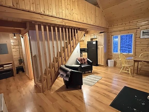 4th image of 6572 Johnson Rd