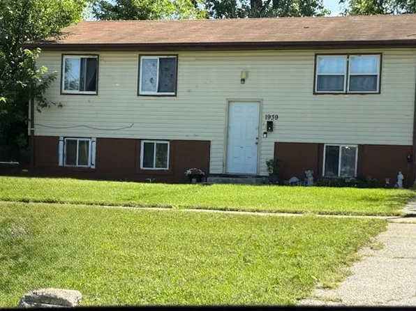 1939 Ashland Ave, Chicago Heights, IL 60411