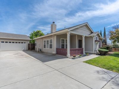 309 Queencrest Ct, Oakdale, CA, 95361
