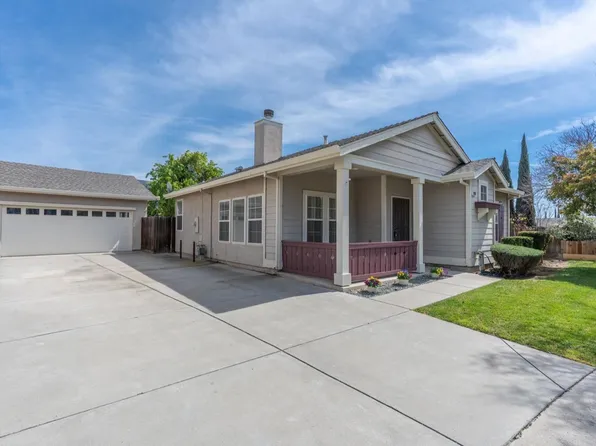 309 Queencrest Ct, Oakdale, CA 95361