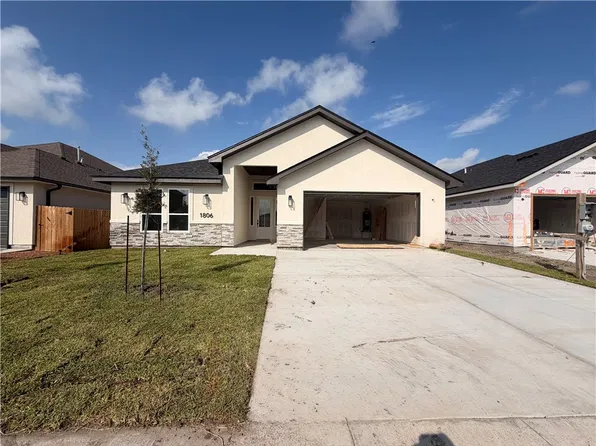 1806 Clapper Rail Dr, Portland, TX 78374