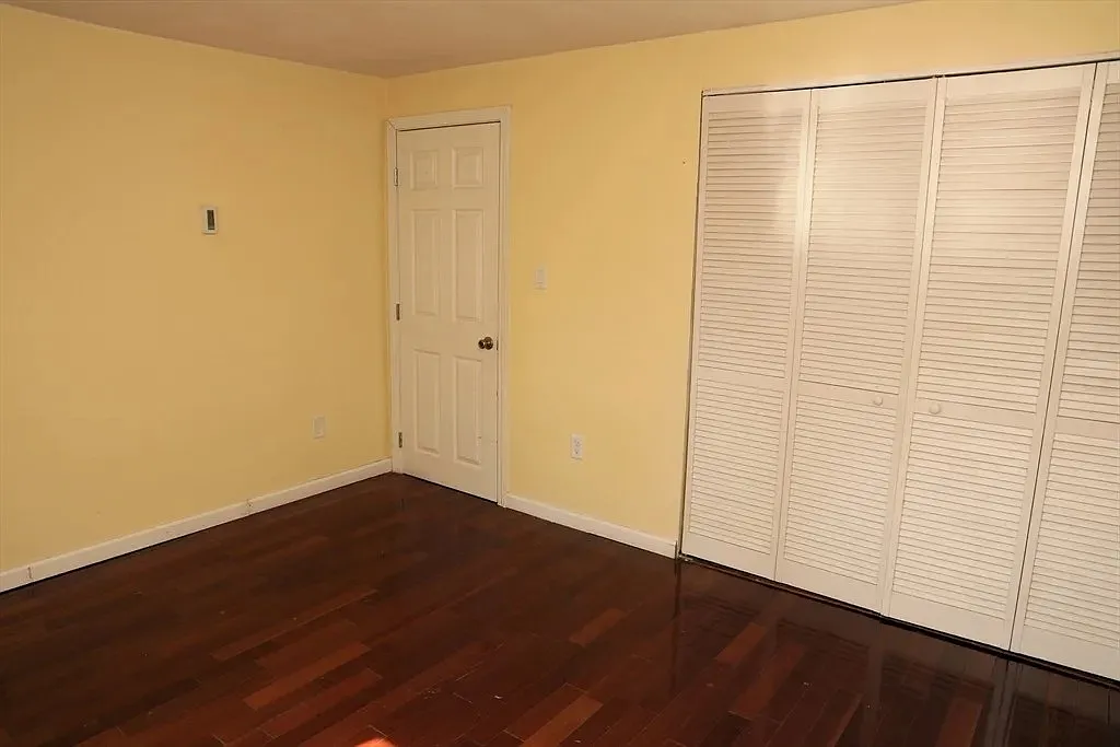 2 bed, 685 sqft, $1,980 — Photo 4