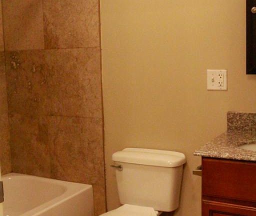 3rd image of 3731 N Elston Ave #3 L