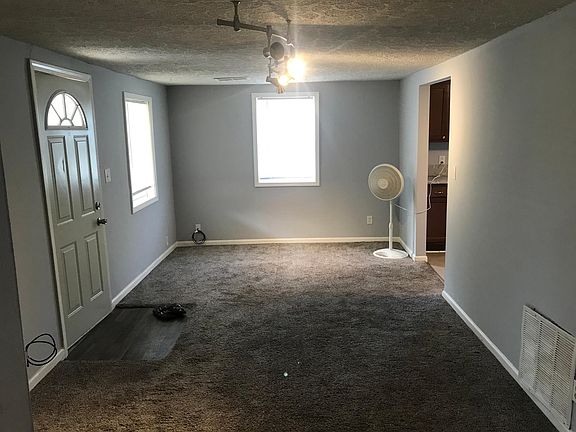 5th image of 2701 N Pauline Ave