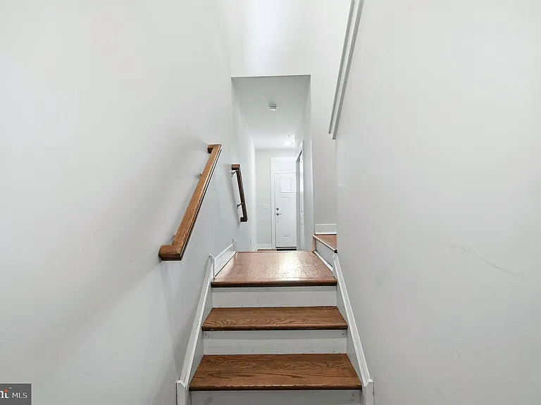 933 Anvil Ct — Photo 25