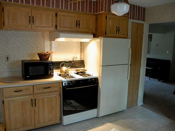 5th image of 30630 Shaker Blvd