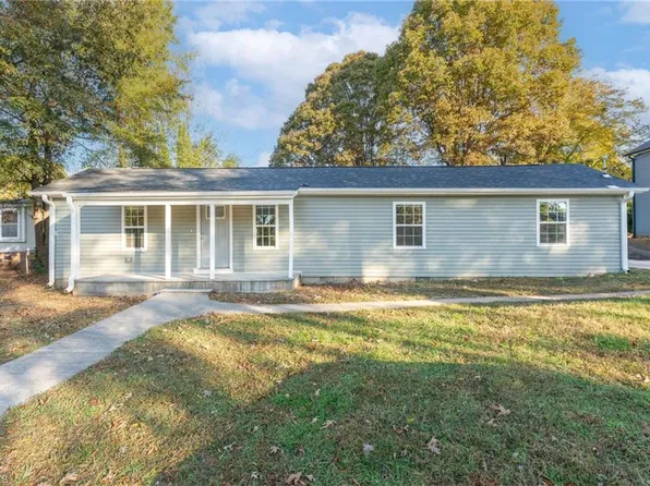 255 Summit St, Rural Hall, NC 27045