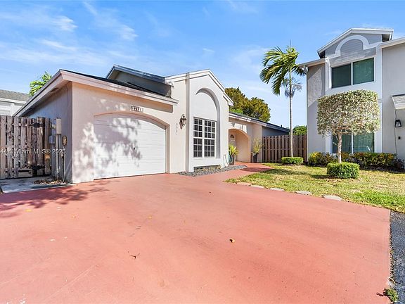 4th image of 9981 NW 51st Ln