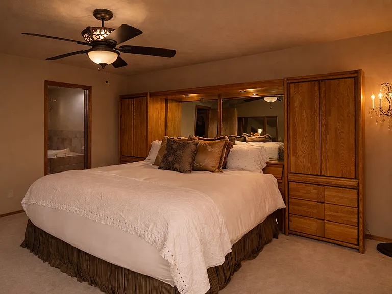 King Master Bedroom