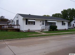 2419 S Adams Ave, Mason City, IA 50401