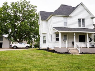 305 2nd Ave SE, Plainview, MN, 55964
