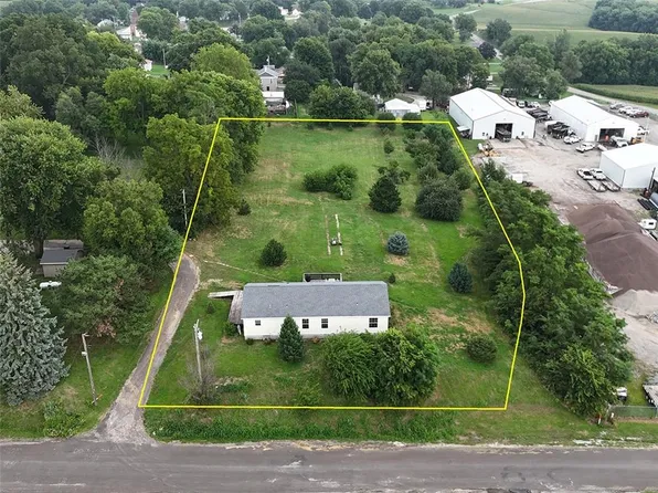 705 Main St, De Kalb, MO 64440