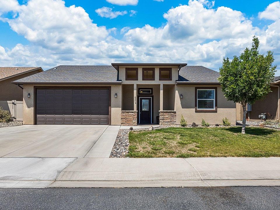 1st image of 439 Donogal Dr Unit B