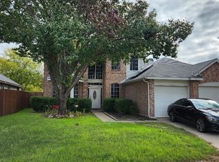 5319 Rio Bravo Dr, Arlington, TX 76017