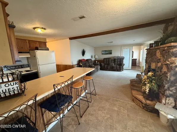 859 Lake Dr, Hornbeak, TN 38232