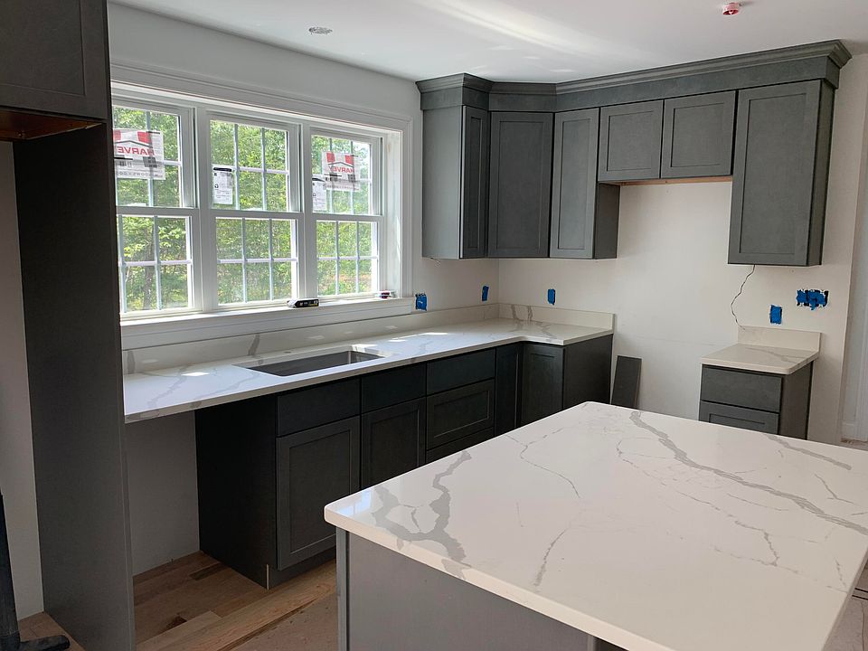 2nd image of 61 Buck Street