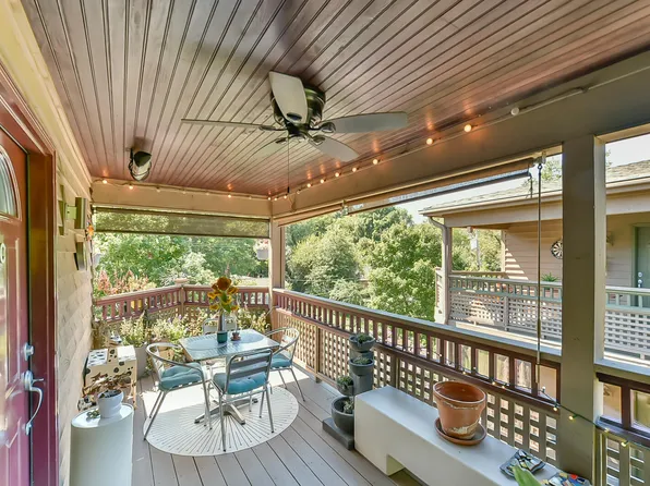 107 Mulberry St APT C, Carrboro, NC 27510