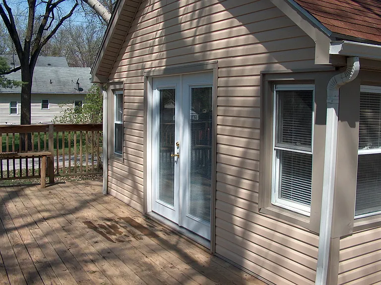 2045 W Packard Ave — Photo 15
