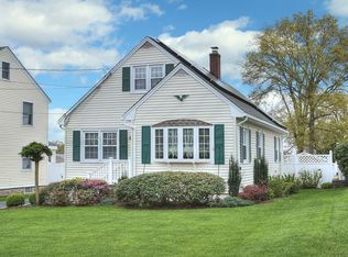 175 Rockland Ave, Stratford, CT 06614