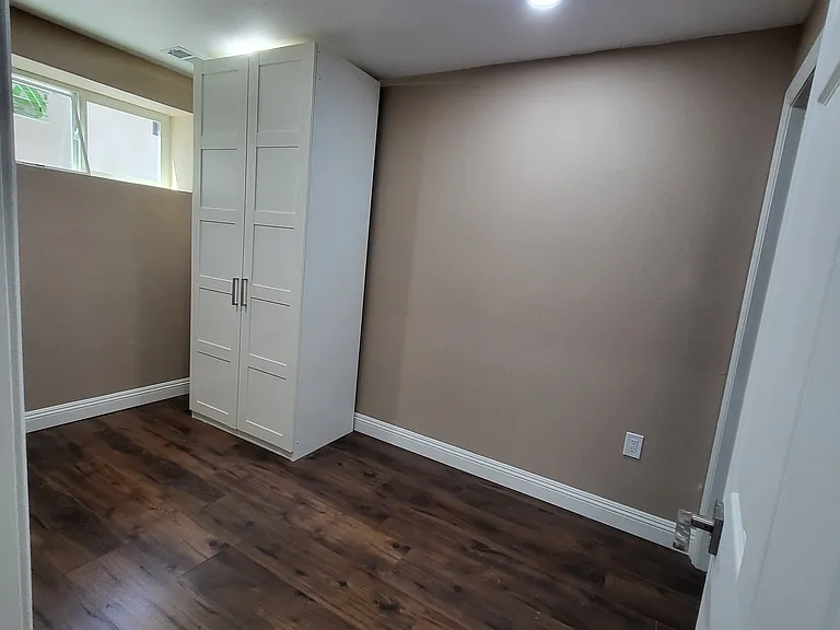218 Spring St #1 — Photo 6