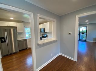 600 Douglass Ave, Rockville, MD