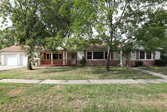2520 Heather Rd photo 1