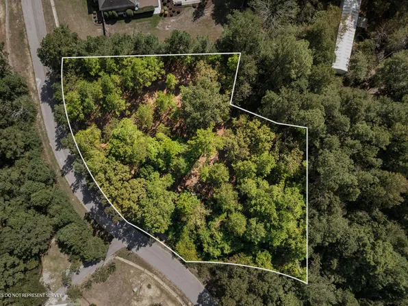 14 Rabbit Trl, Hattiesburg, MS 39402