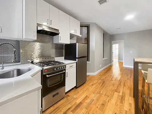 Rented by Skyward | media 15