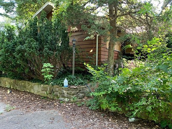 5th image of 22W351 Thorndale Ave