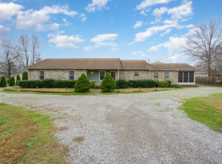2633 Country Haven Dr #B, Thompsons Station, TN 37179