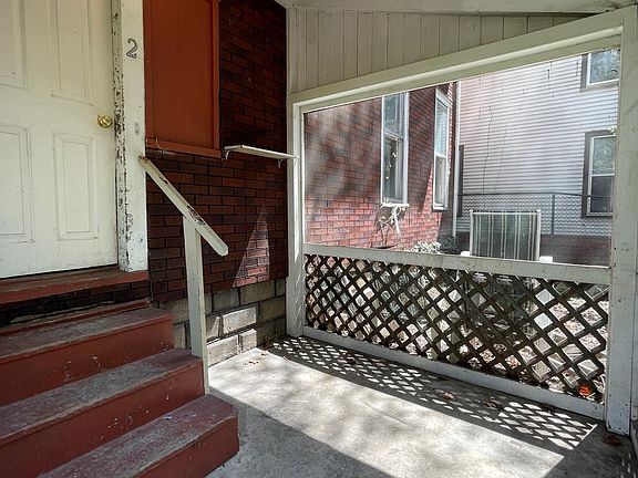5th image of 818 Vine Pl #2