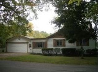 736 Chestnut Rd, Willoughby, OH 44094