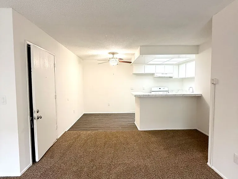 1535 E Canfield Ln- Offboarding TBD — Photo 11
