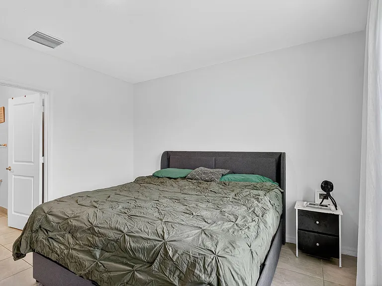 4954 Armina Pl — Photo 22