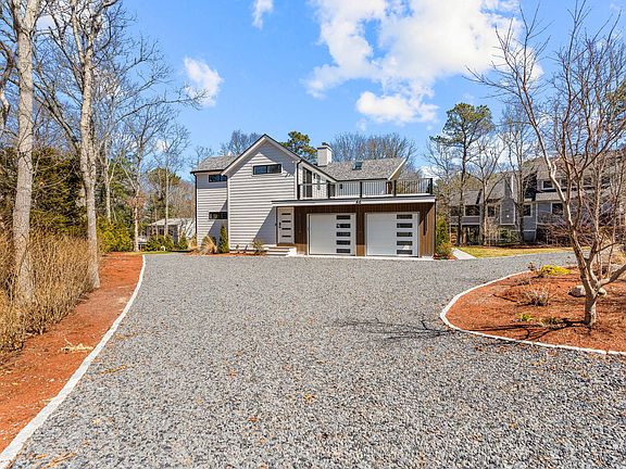 4th image of 46 Greensward Circle