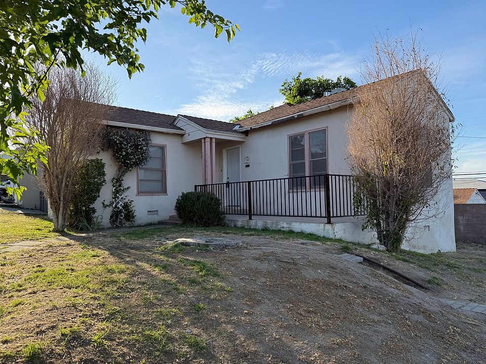 1st image of 700 Philippine St