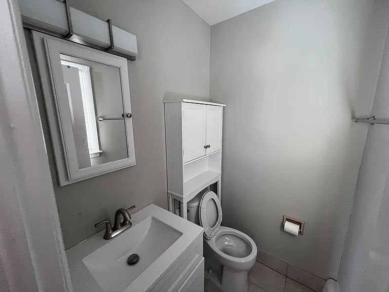 470 Livermore Ave #2 — Photo 13