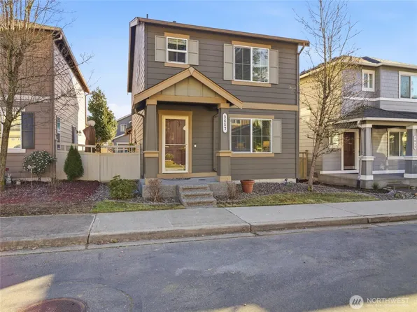 3657 London Loop NE, Lacey, WA 98516