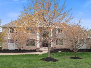 1500 Dietrich Ridge Dr, Ballwin, MO 63021