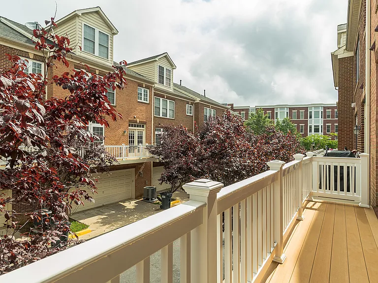 7979 Vigne Ct — Photo 40