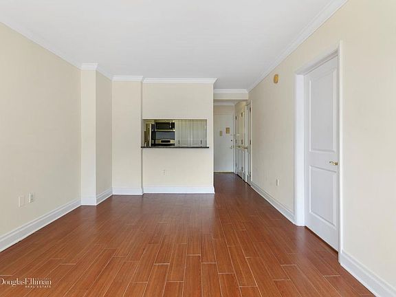 4th image of 350 E 82nd St APT 5E