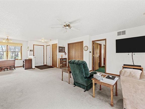 5th image of 4164 Sugar Hill Ln NE