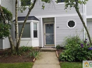 68 La Rue Ln #68, East Brunswick, NJ 08816