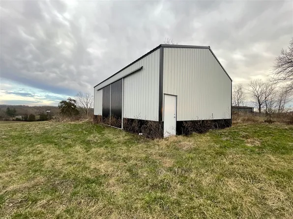 1280 Tom Word Rd, Summer Shade, KY 42166