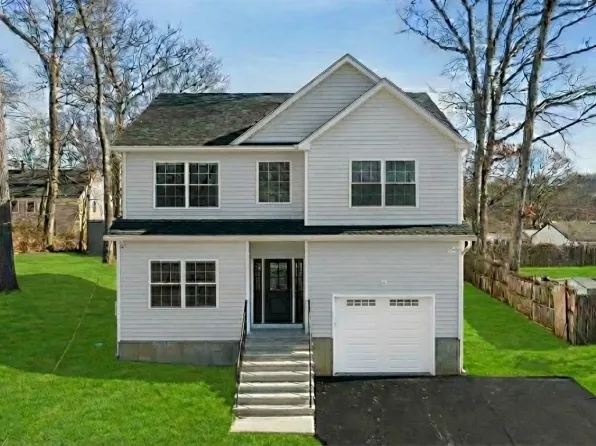 127 W End Ave, Hopatcong Boro, NJ 07843