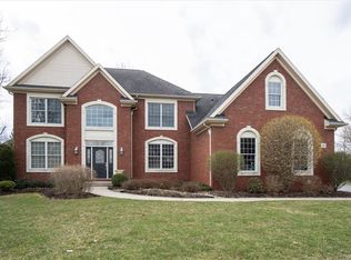 130 Via Foresta Ln, Buffalo, NY 14221