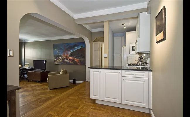 Sold by Douglas Elliman | media 14
