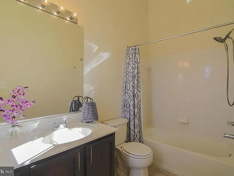 3512 Moon Way — Photo 13