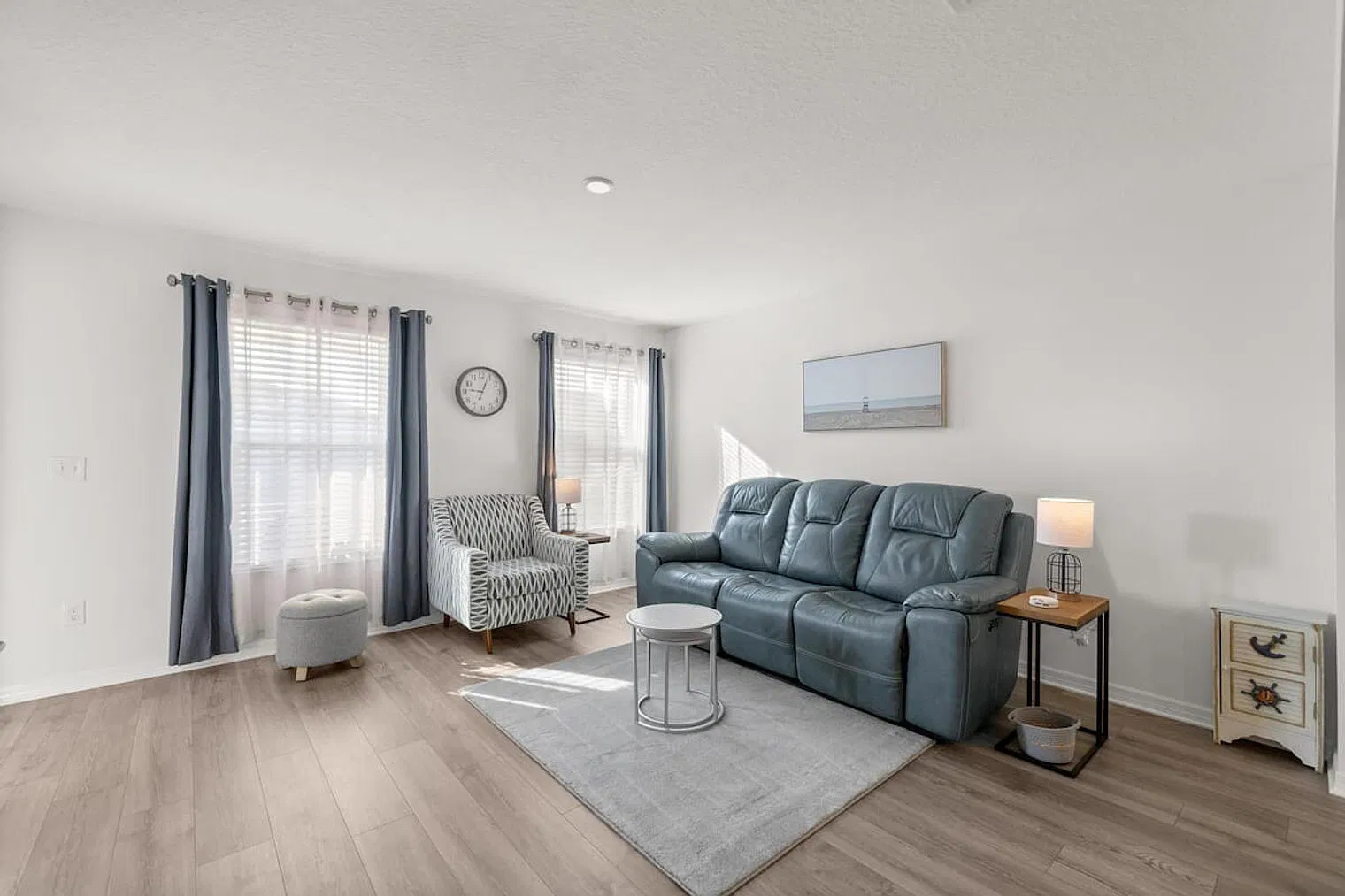 3 bed, 2.0 bath, $3,750 — Photo 3