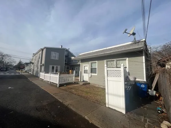 139 Broad St APT 4, Keyport, NJ 07735